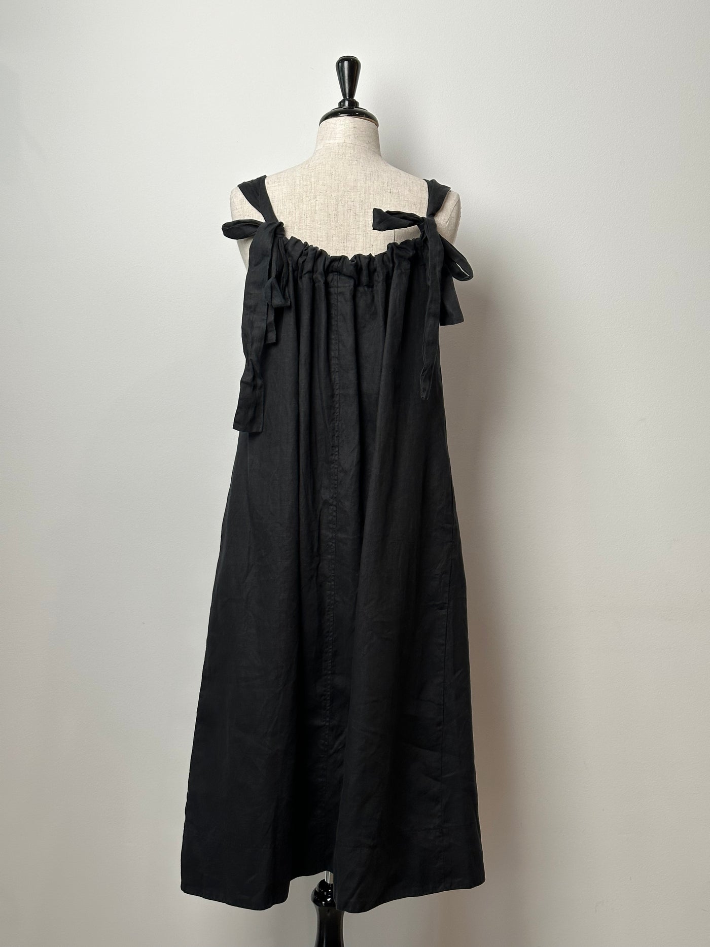 Valia - Sorrento dress. Black