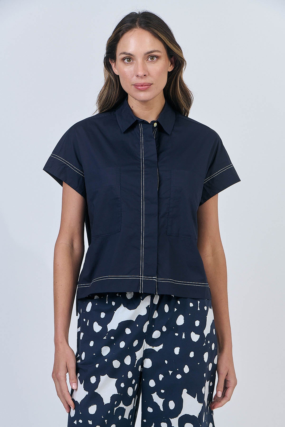 Naturals by O&J - GA533 Blouse. Ink Poplin.