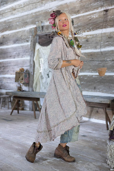 Magnolia Pearl - JACKET 537 -
Season Of Love Lyudmila Jacket. Tulsi