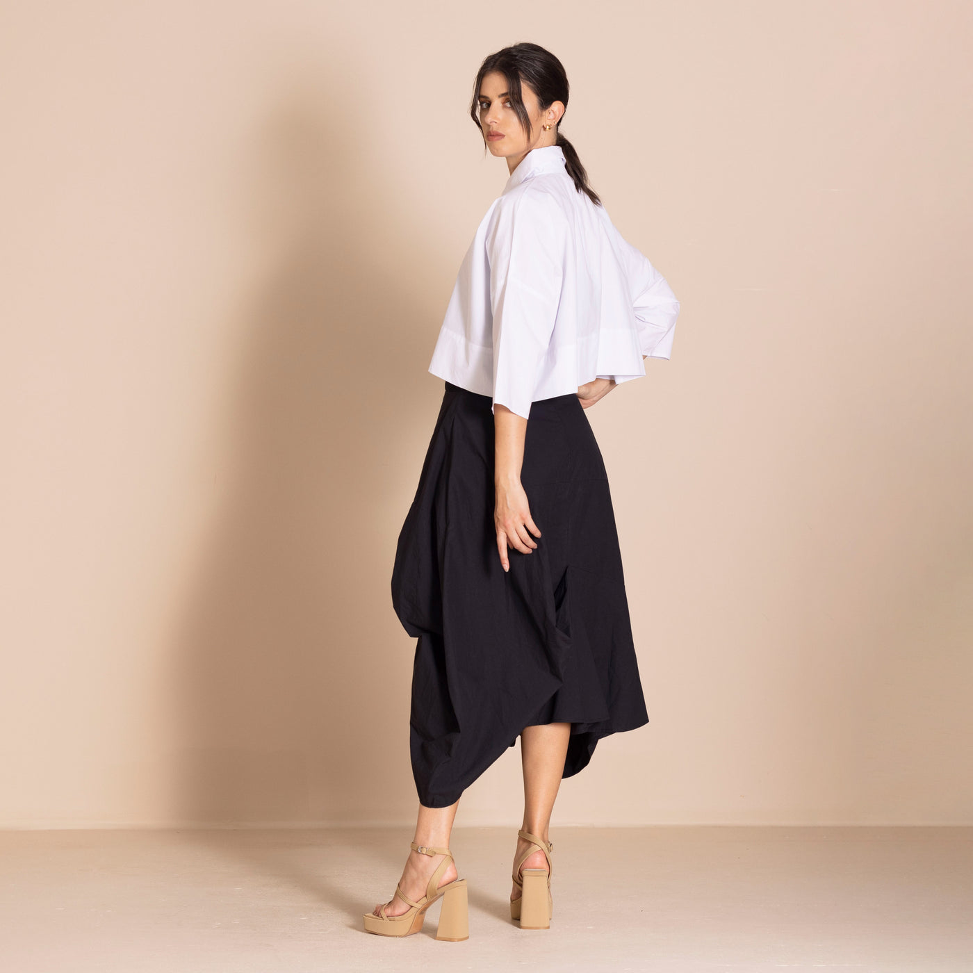 Megan Salmon - Short Box Shirt. White.