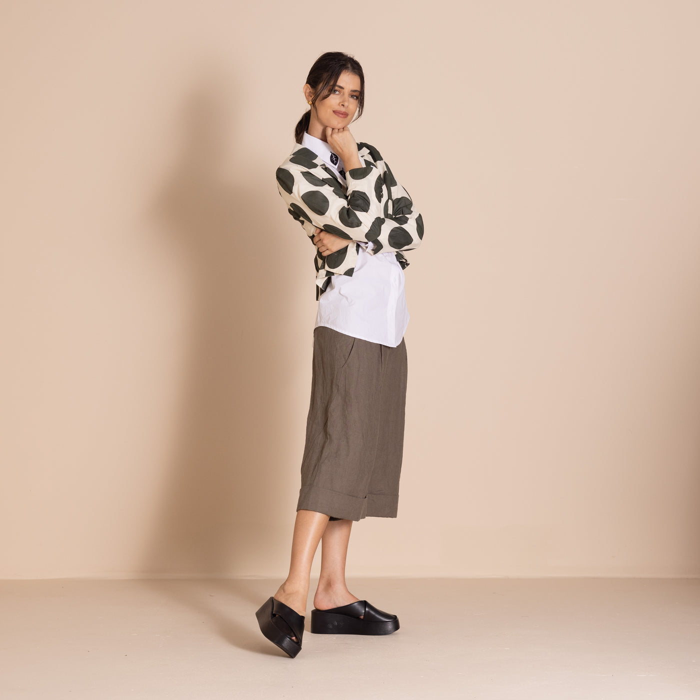 Megan Salmon - Cinema Tailored Birdie Jacket. Cream/Khaki.