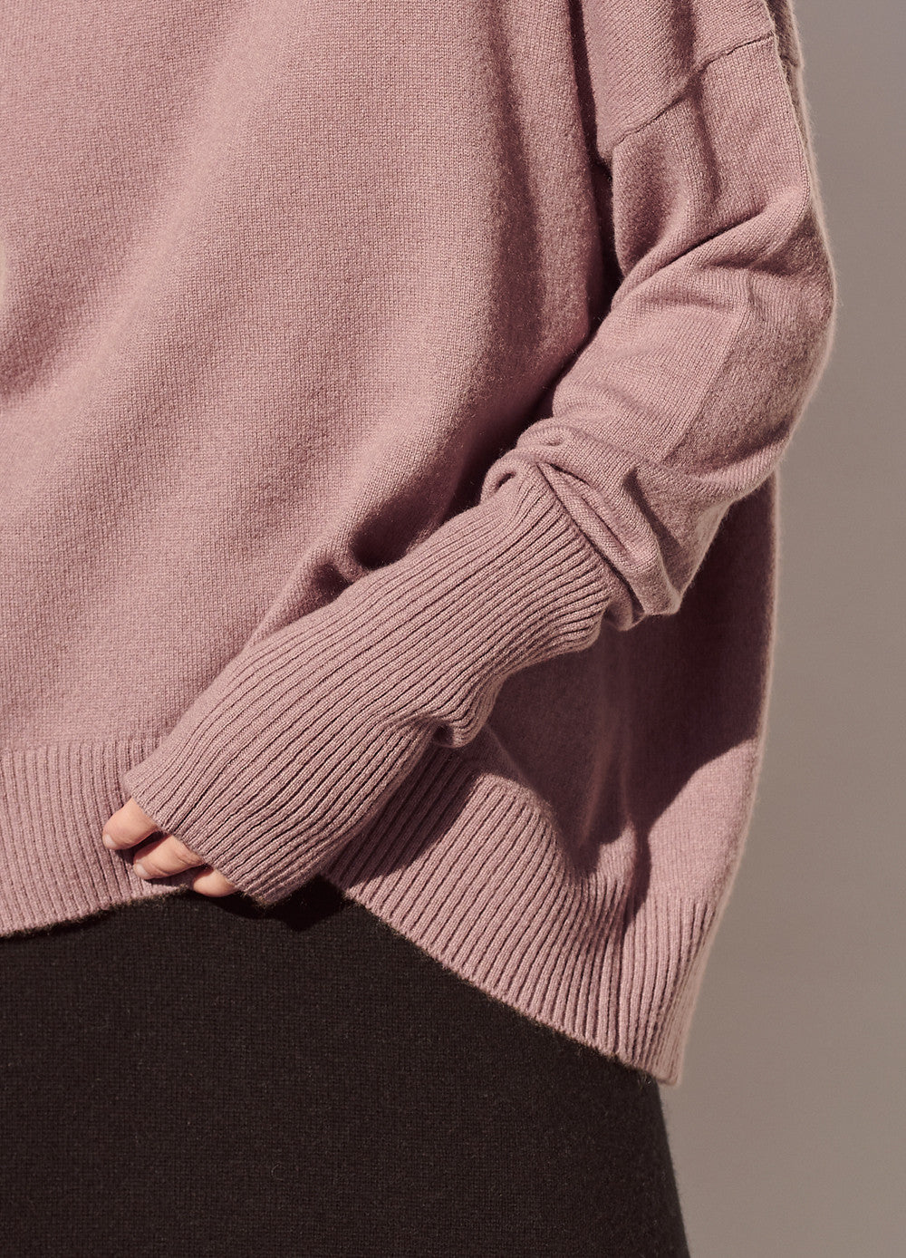 Cashmerism - Relaxed Roll neck. Clay.