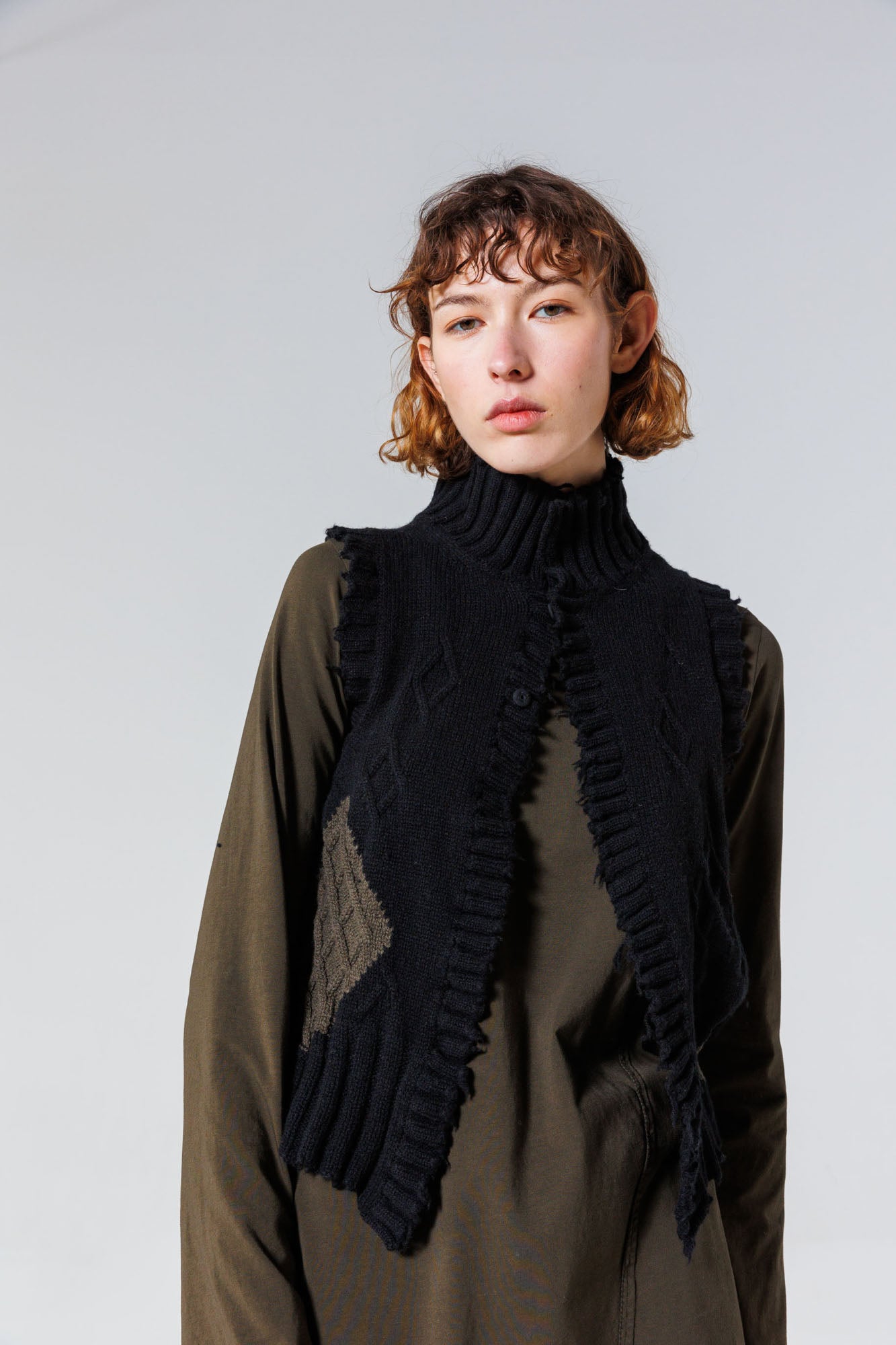Serienumerica - SN3047. Black/Olive