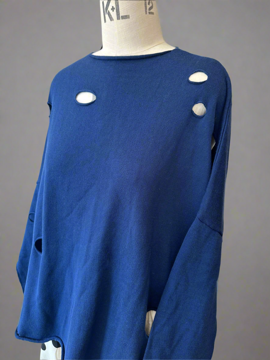 La Vaca Loca - Arena Knitted Top. BLUE.