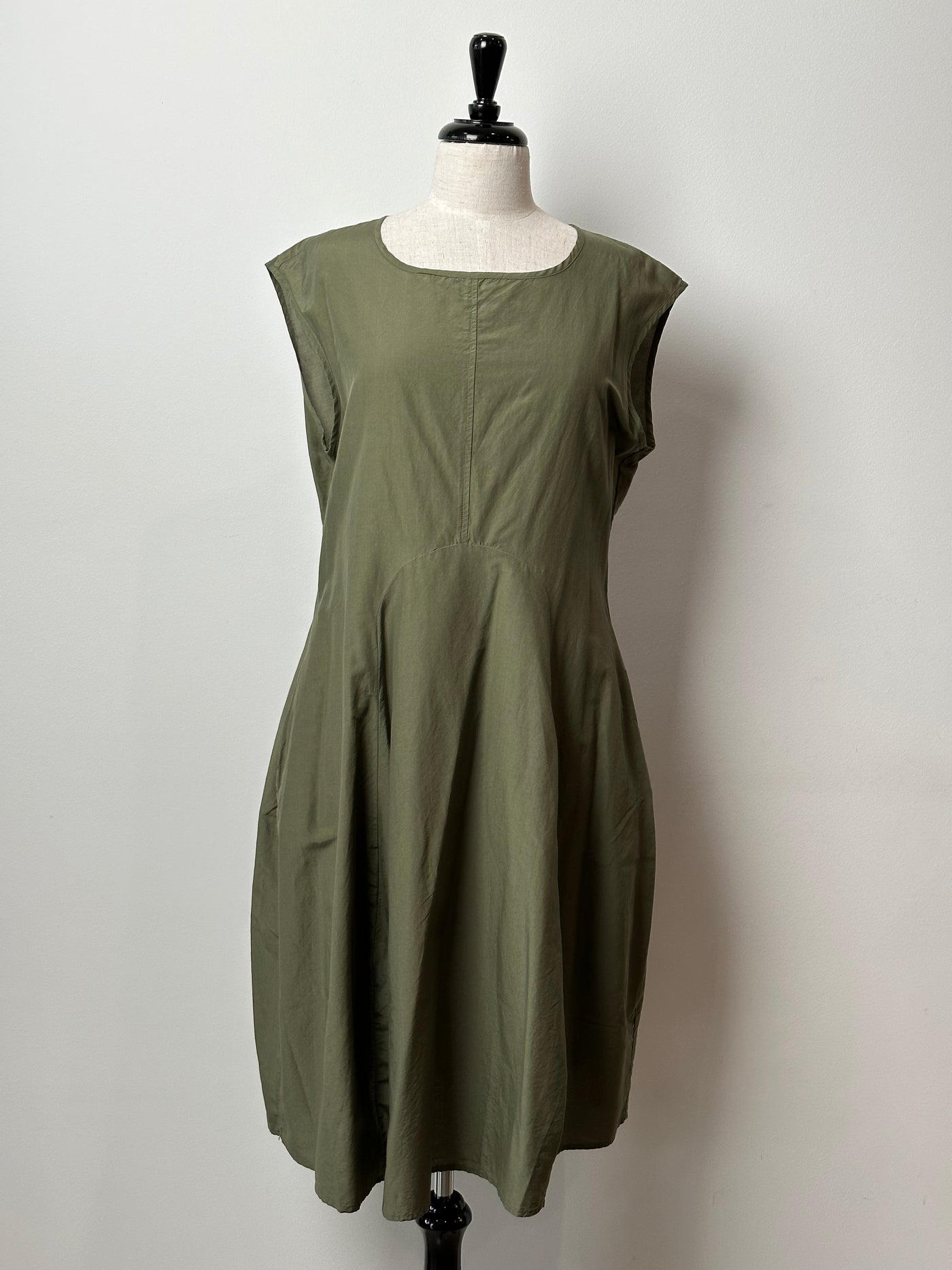Valia - Claudette Dress. Olive