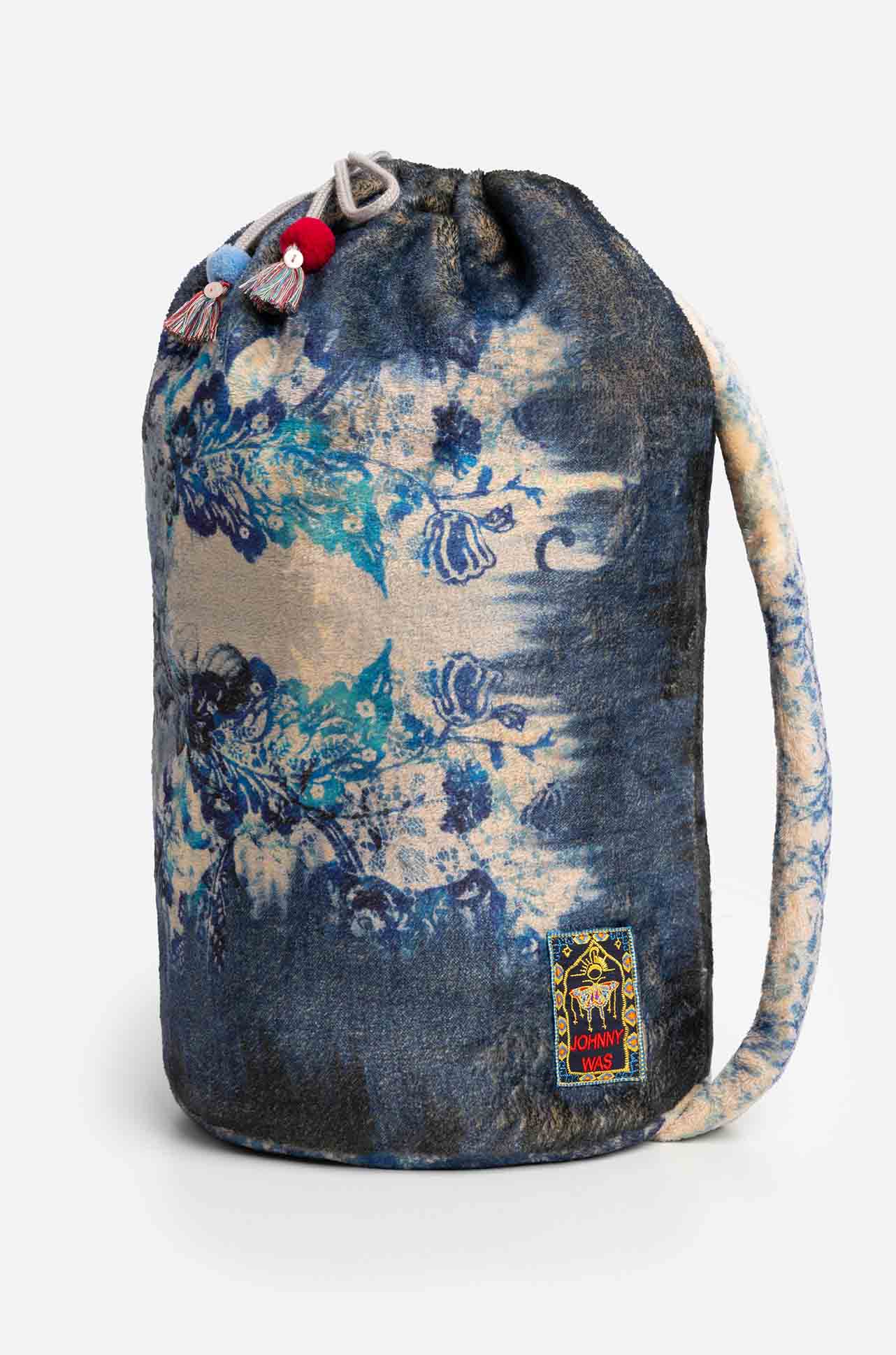 Johnny Was - Laurel canyon cozy blanket. Denim Lace.