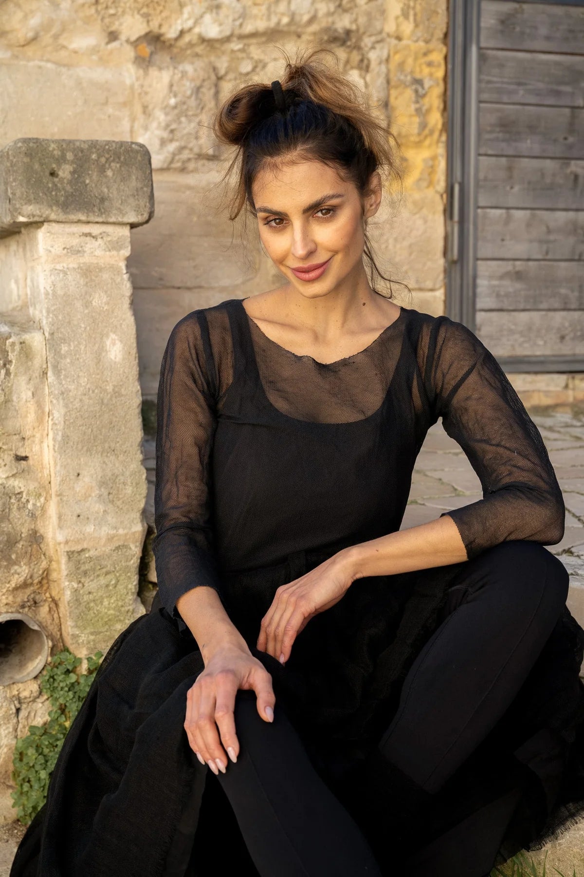 MegByDesign - Evie top, cotton mesh. Black.