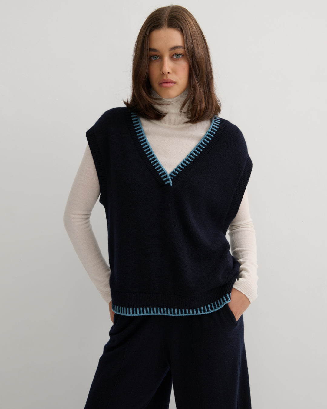 Cashmerism - V Neck Vest. Navy
