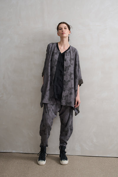 Vale and Ward - Tora pant. Obsidian.