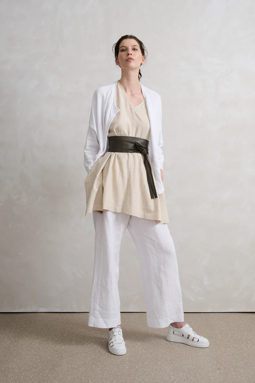 Vale and Ward - Connor pant. White.