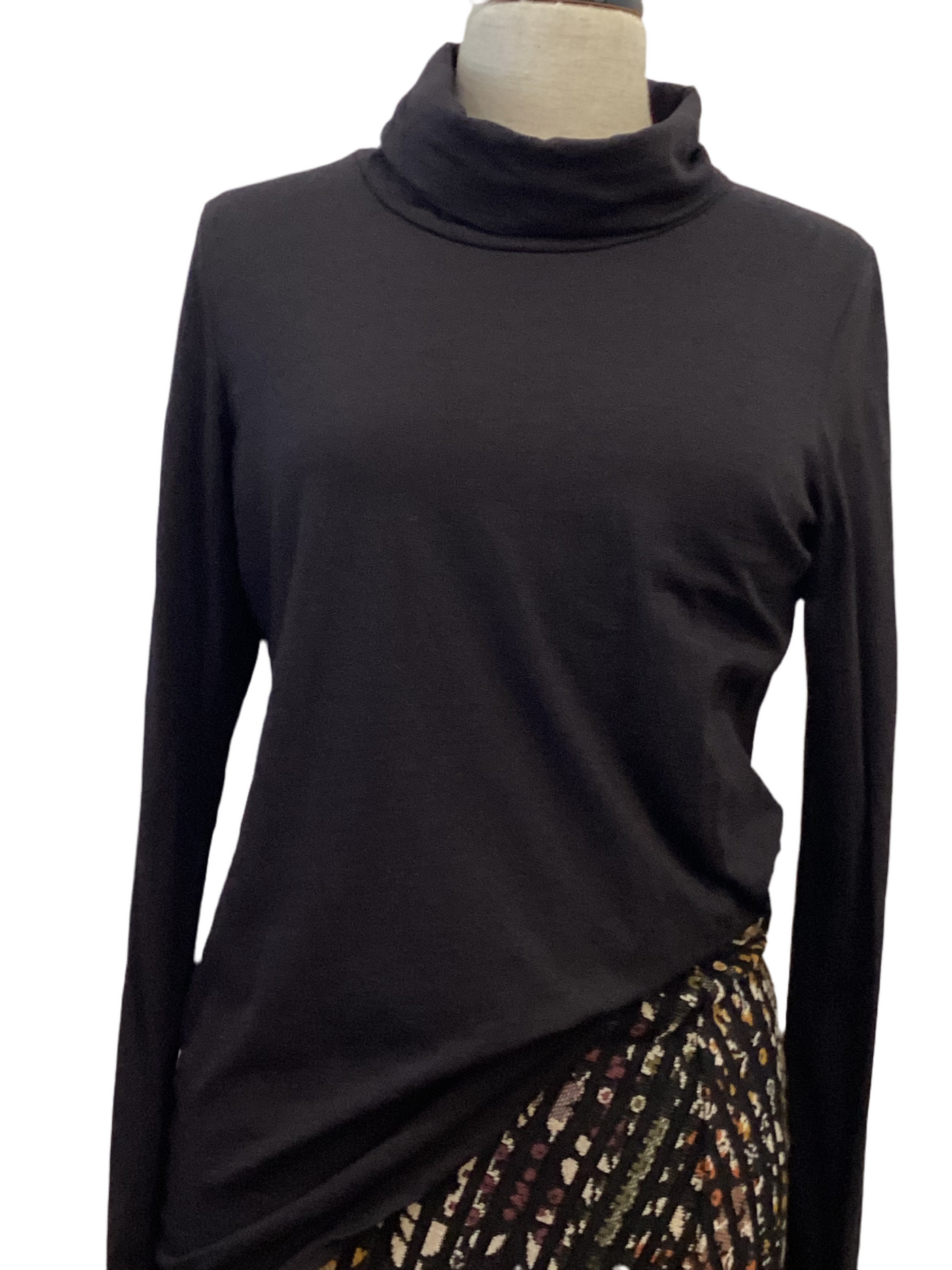 Valia V Merino High Neck Jumper - Black