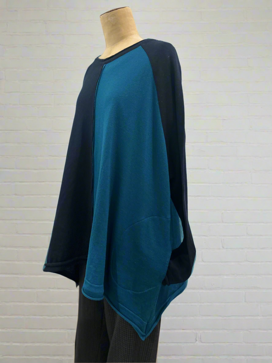 Vale and Ward - Mackenzie Knit. Navy/Teal.