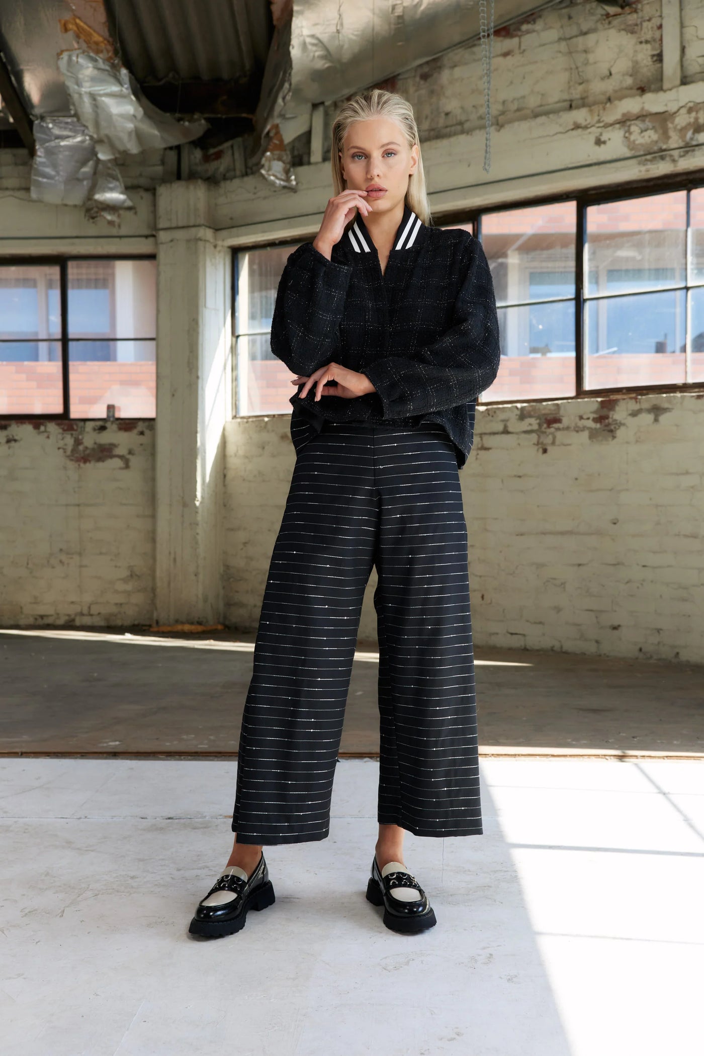 Vale and Ward - Mandy Pant. Silver Stripe