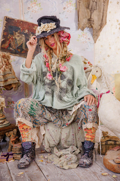 Magnolia Pearl - Hoodie 2449 - Bapu Fritza. Dove