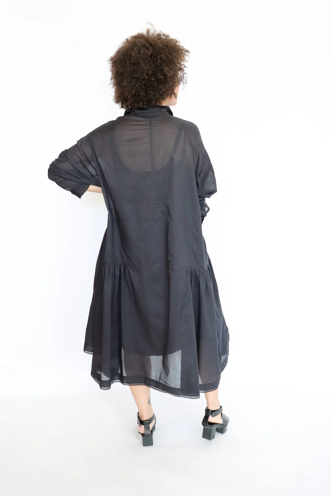 Moyuru - Shirt 474. Black.