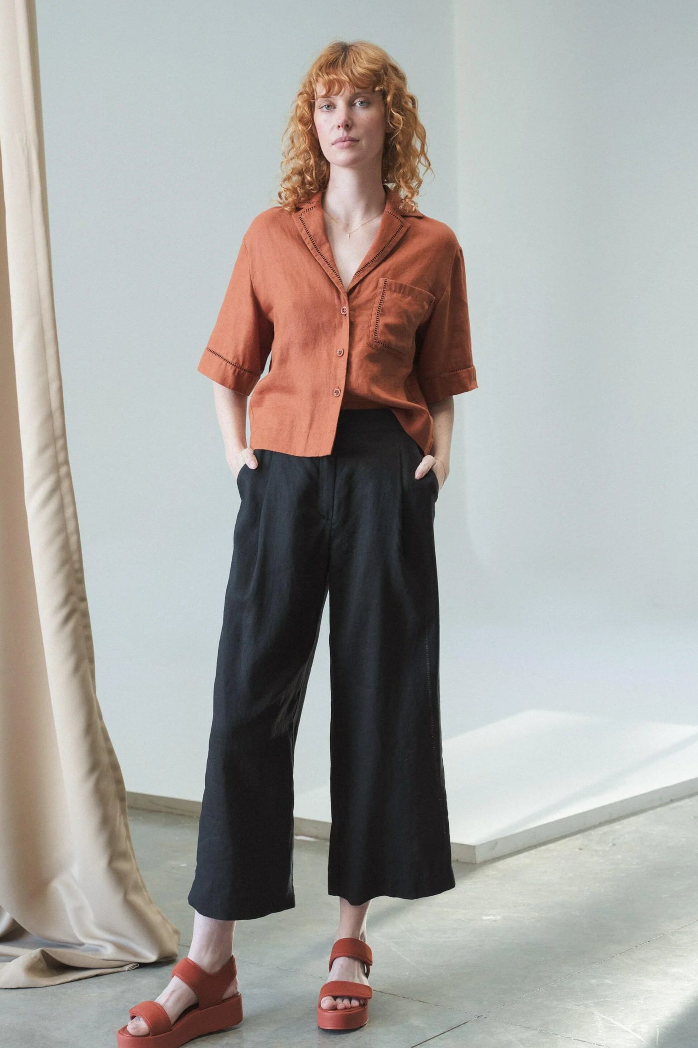 Lilly Pilly Rika Pants. Black.