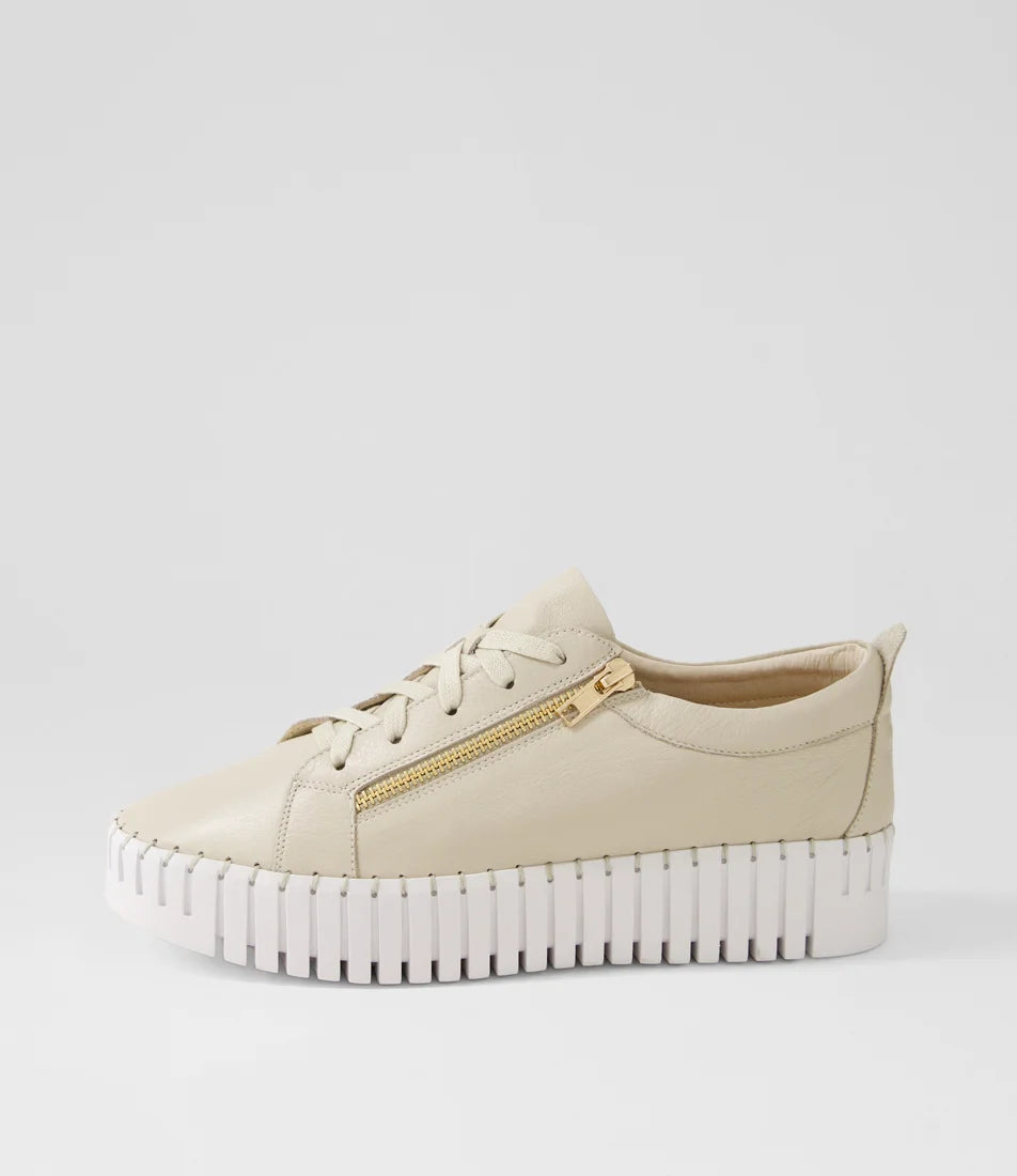 Django & Juliette - Bump Sneaker. Macadamia.