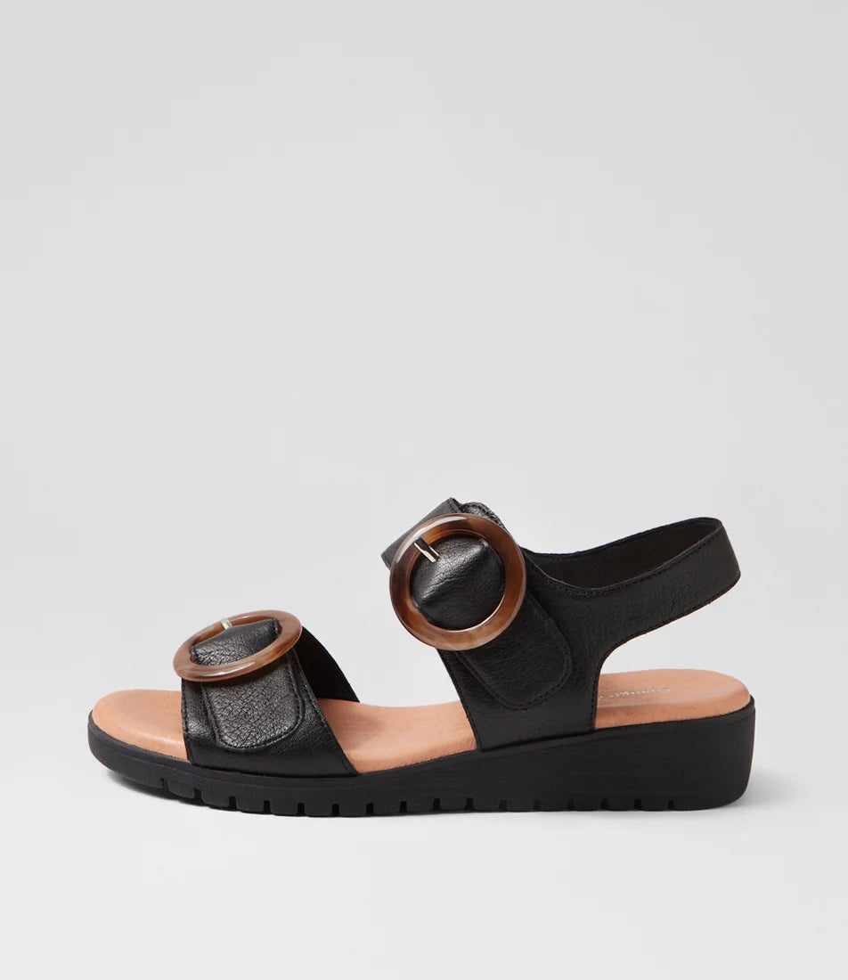 Django & Juliette - Meldrick Sandals. Black.