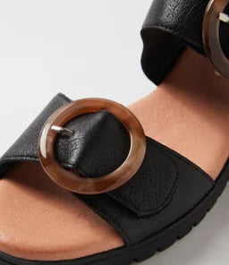 Django & Juliette - Meldrick Sandals. Black.