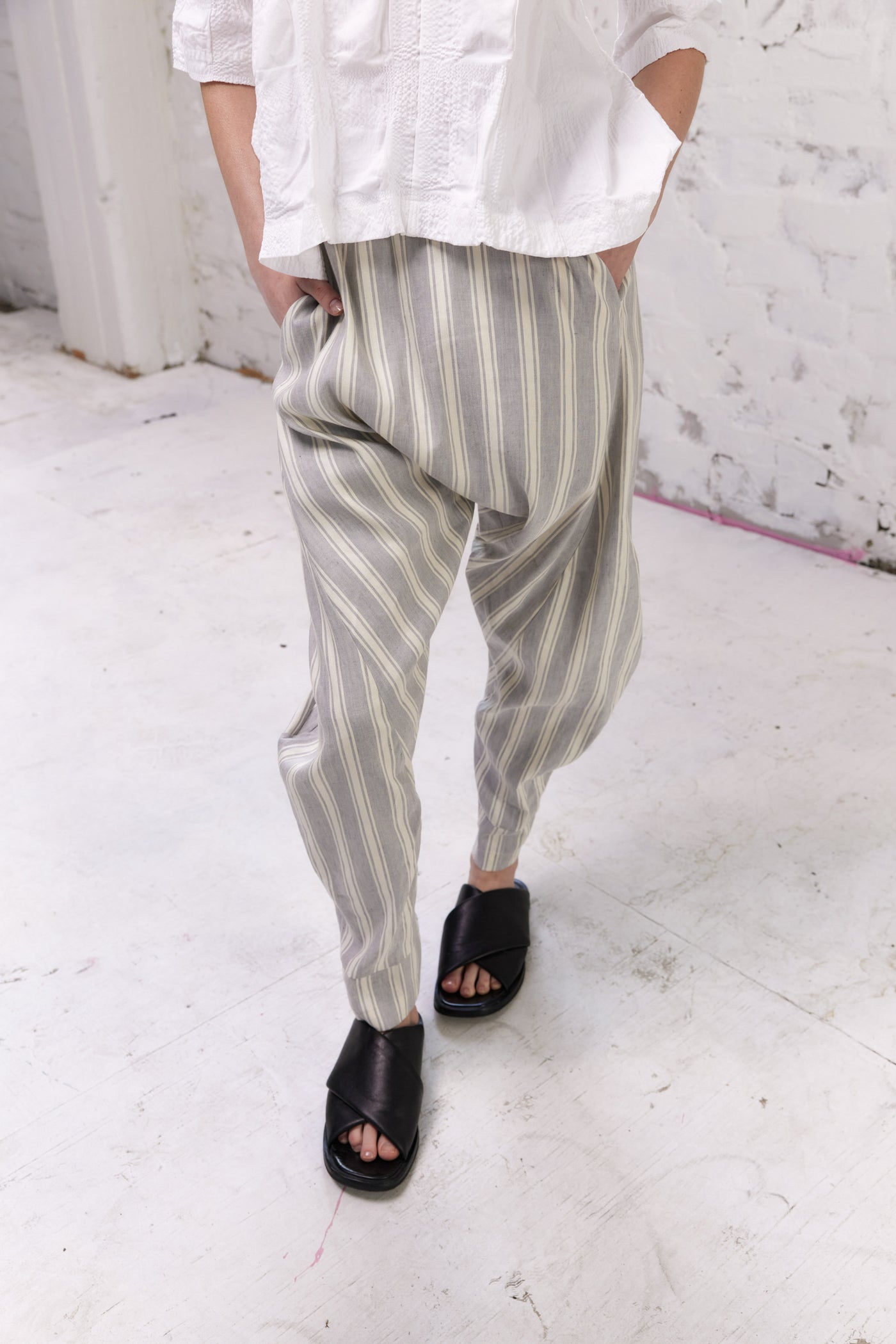 Vale and Ward - Tora Pant. Riviera.