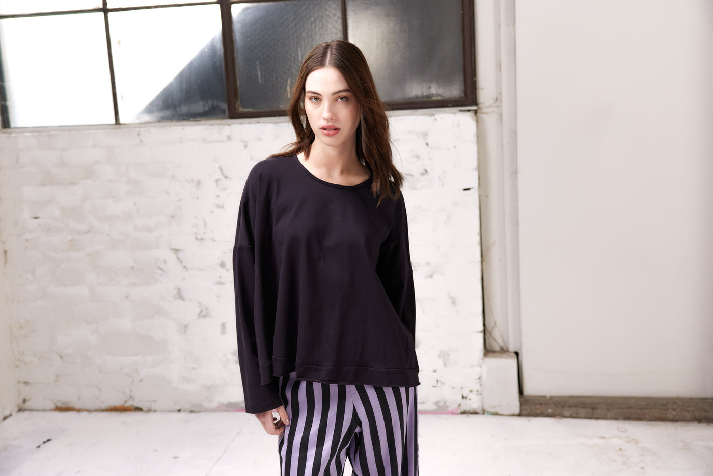 Vale and Ward - Deann Top. Black.