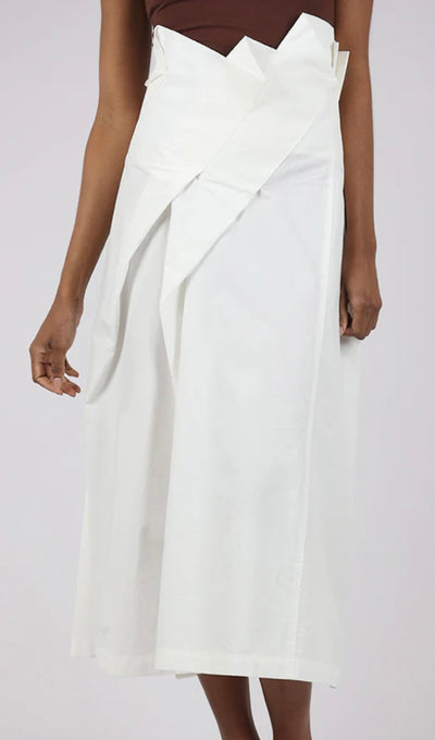 Moyuru - Skirt 644. White.