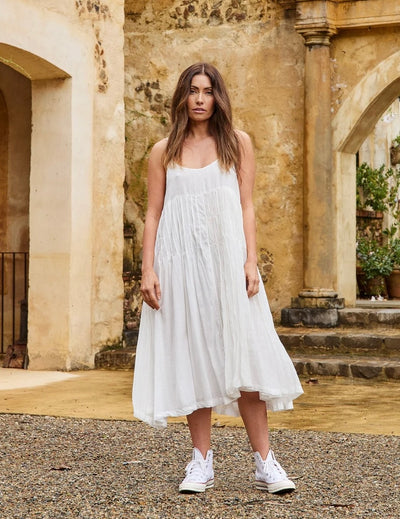 MegByDesign - Mierra dress. White.