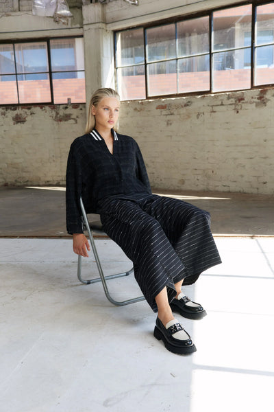 Vale and Ward - Mandy Pant. Silver Stripe