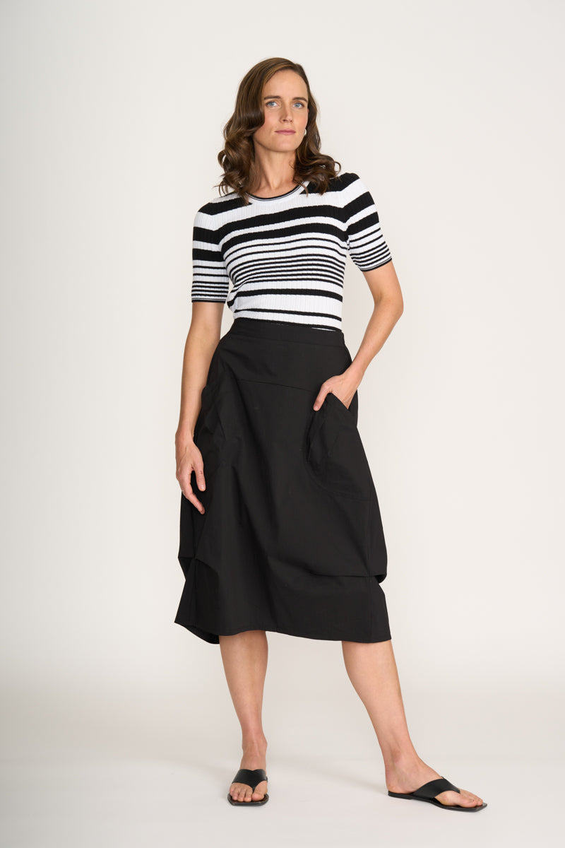 Foil - In Tucks Skirt CFO8358. Black.