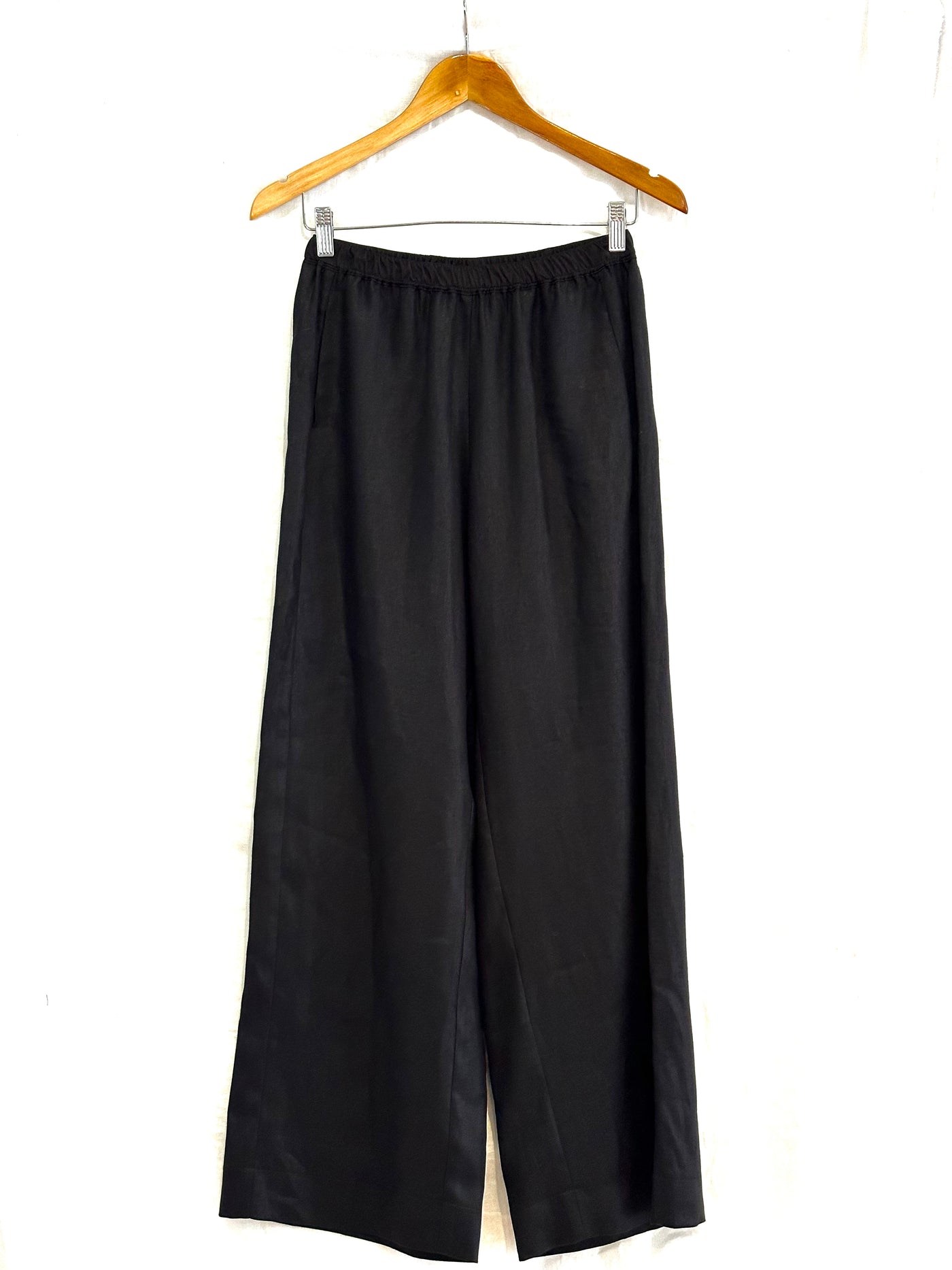 Vale and Ward - Connor pant. Black linen