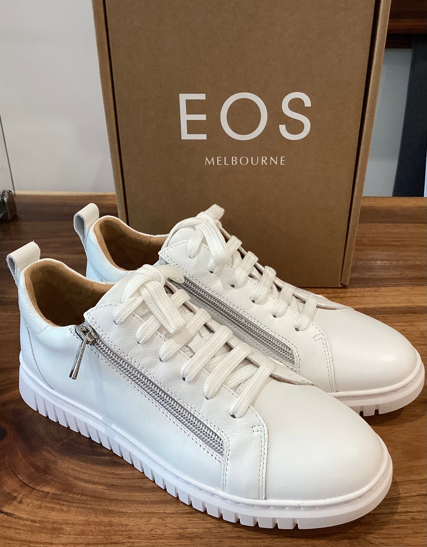 EOS Clarah Sneaker - White