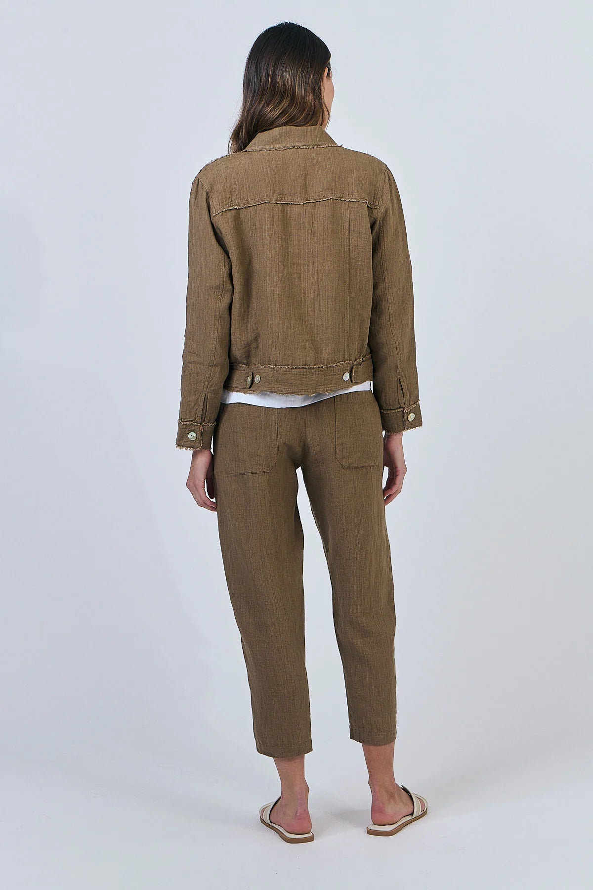Naturals by O&J - GA30 Linen Jacket. Tobacco.