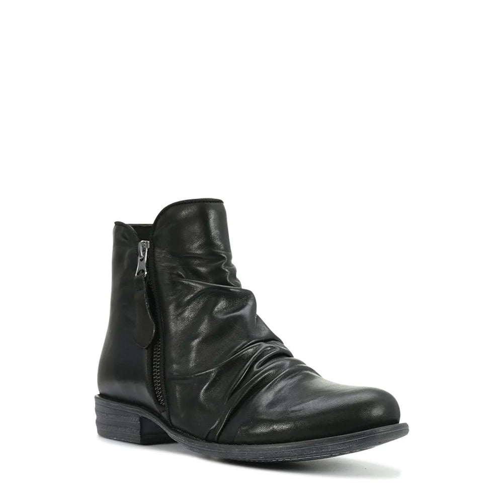 EOS Willet Ankle Boot - Black