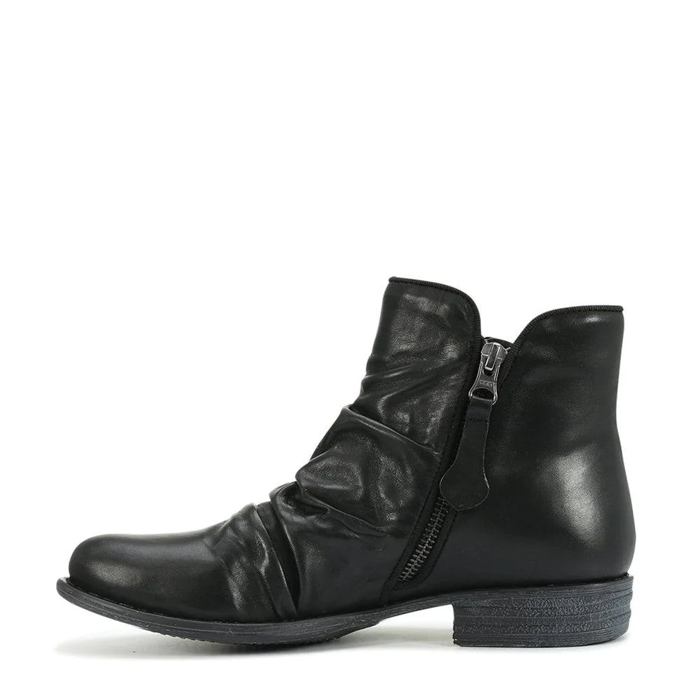 EOS Willet Ankle Boot - Black