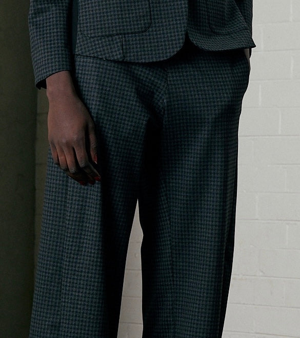 Vale and Ward - Ainsley pant. Houndstooth Ponti