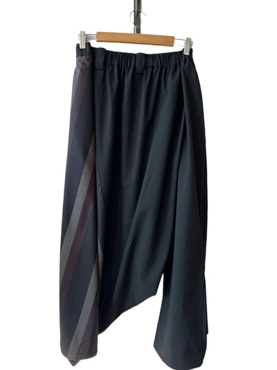 Moyuru Assymetric Pant - Black Stripe 630