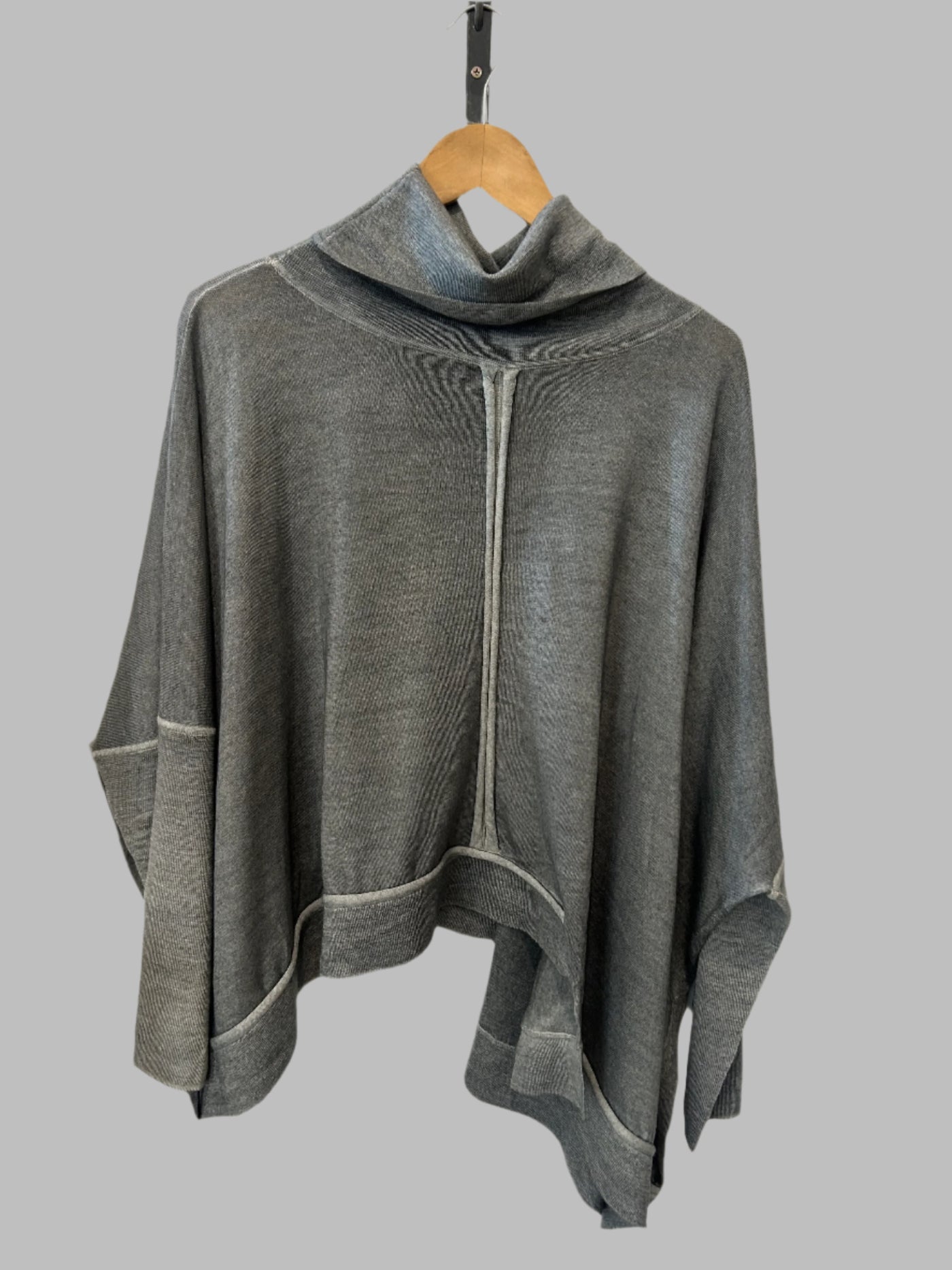 Moyuru - Sumpt Jumper 243316. Grey