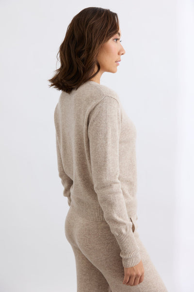 Mia Fratino - Essential Slim Cardi 24015. Toast