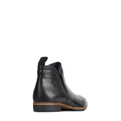 EOS - Gaid Ankle Boot. Black