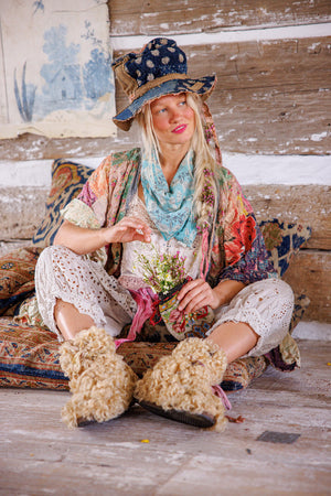Magnolia Pearl - Piecewise Crop Dashi Kimono. Wonderland