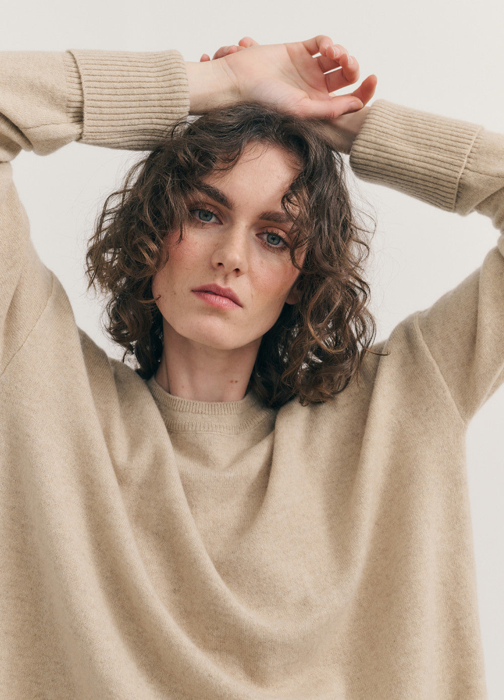 Cashmersim - Relaxed Crew Neck Pullover