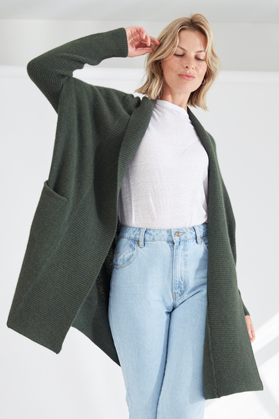 Mia Fratino - Cassie Eco Cardi. Olive