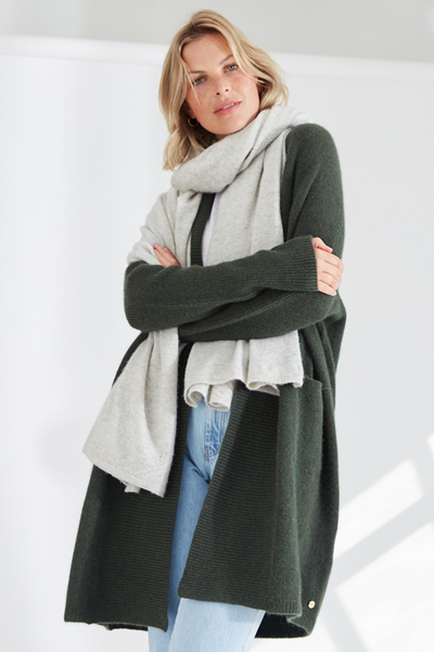 Mia Fratino - Cassie Eco Cardi. Olive