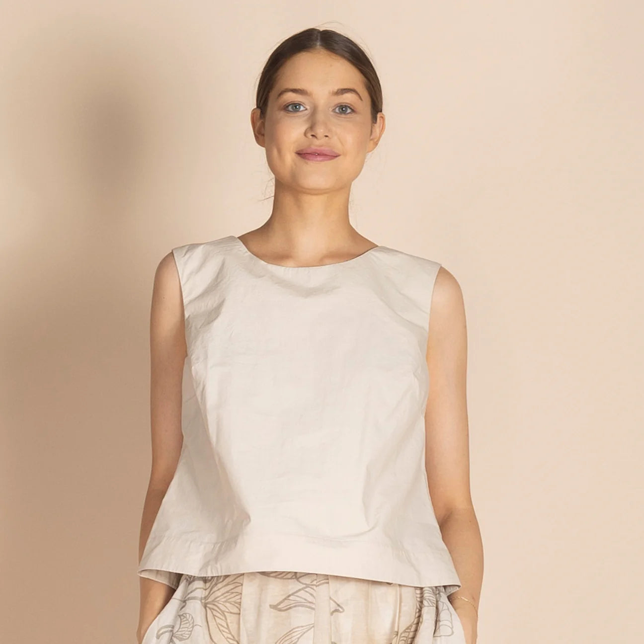 Megan Salmon - Pima Sun Shell. Almond.