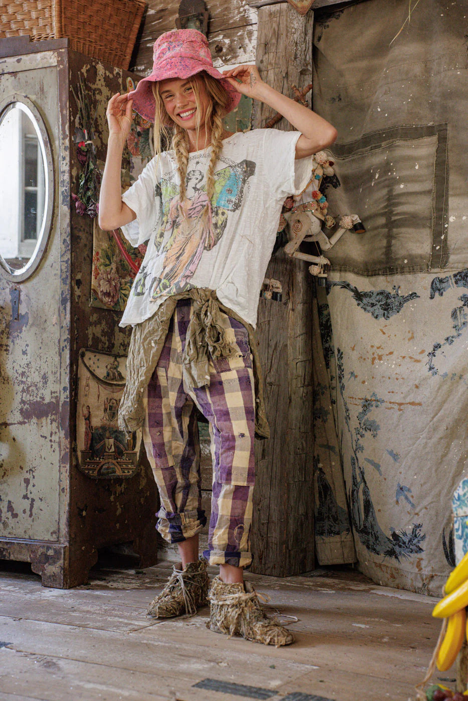 Magnolia Pearl - Child Of The Cosmos Tee. True.