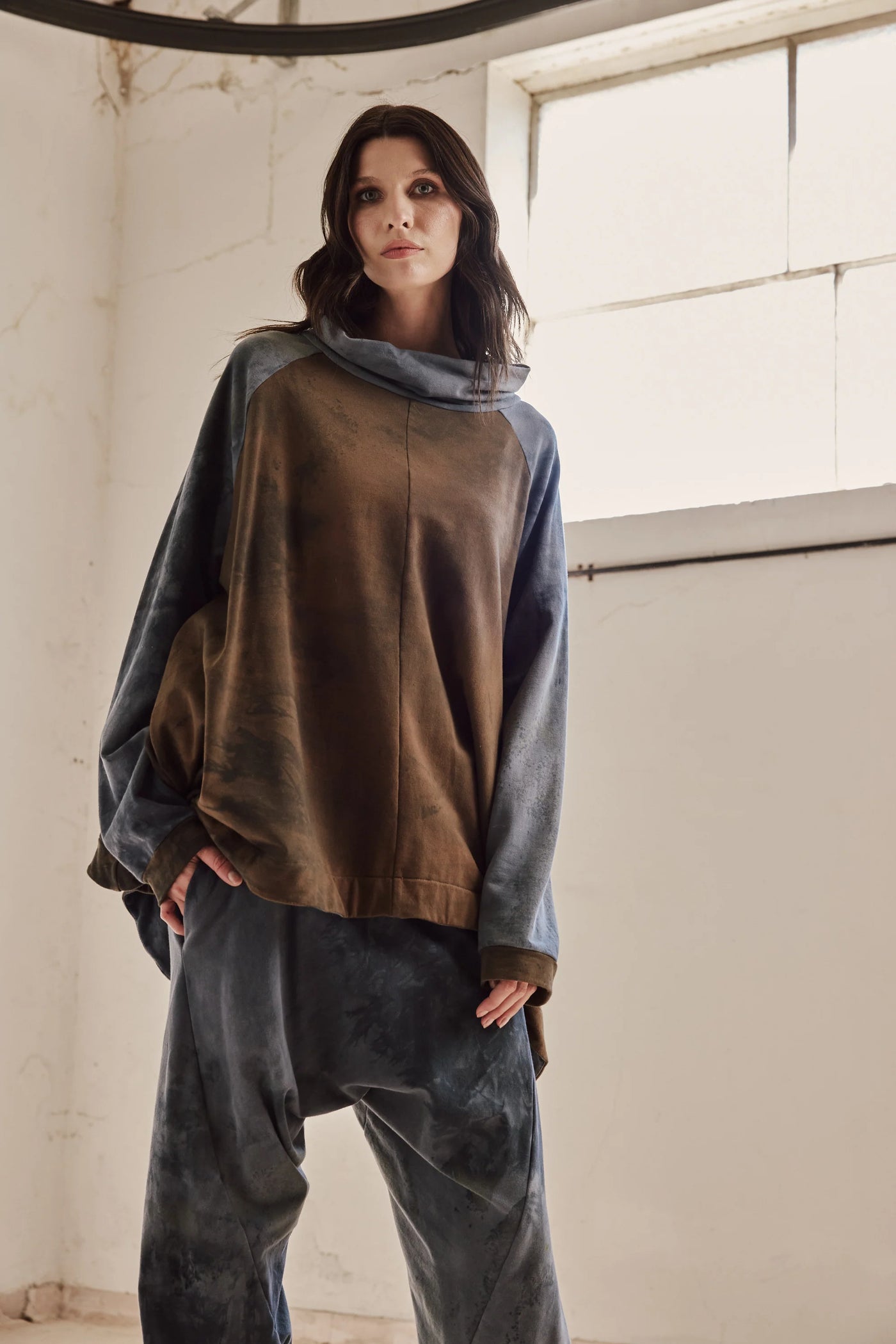 Vale and Ward - Declan Top. Two Tone Dye