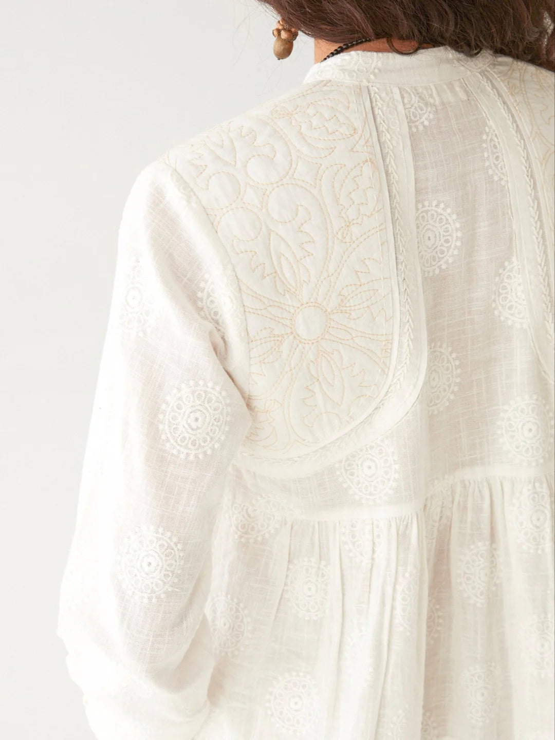 Maison Hotel - Ariana Blouse. Ivory.
