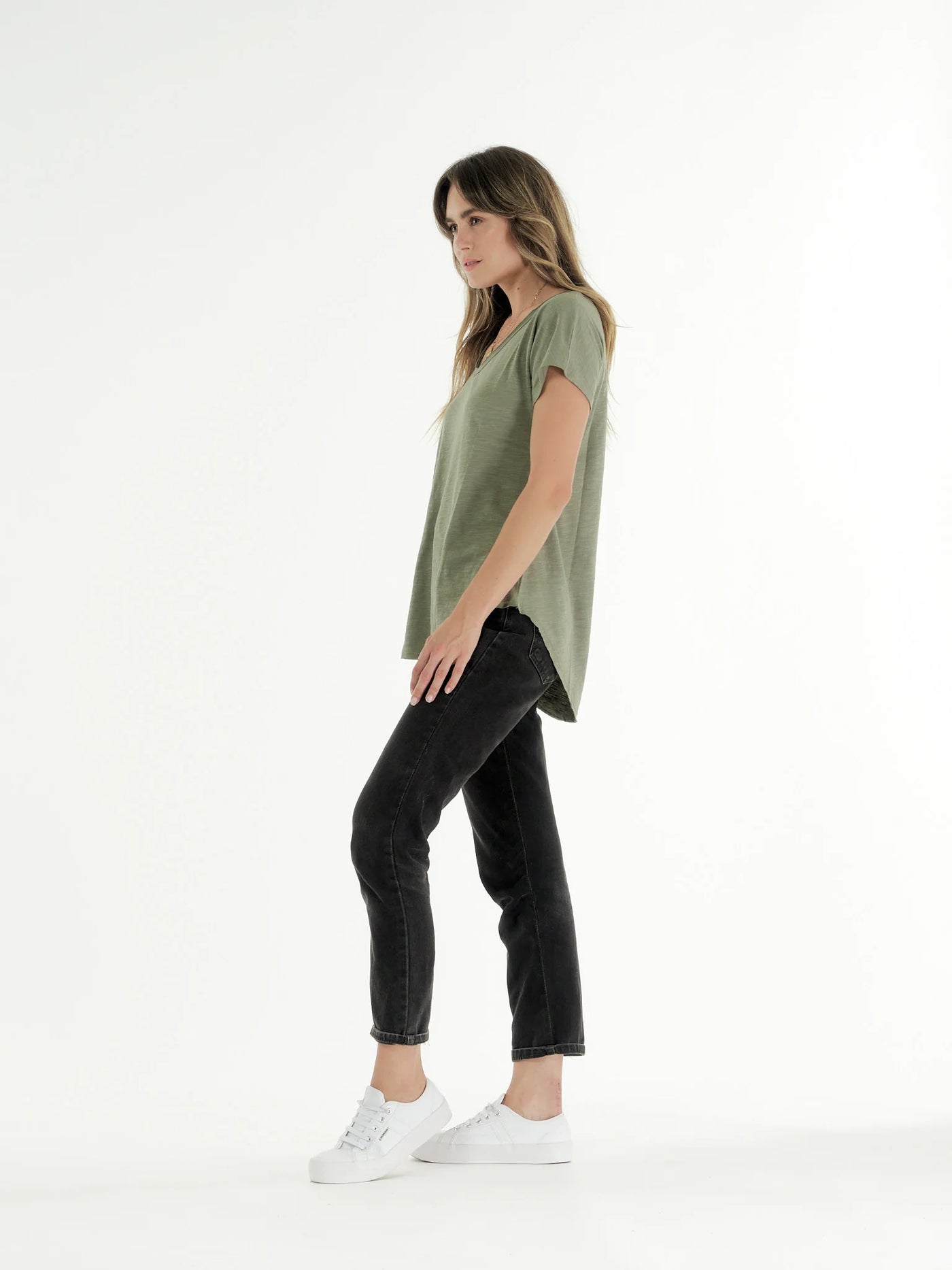 Cle - Sophia Tee. Khaki.
