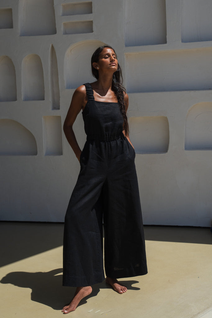 Lilly Pilly - Keely Linen Jumpsuit. Black.